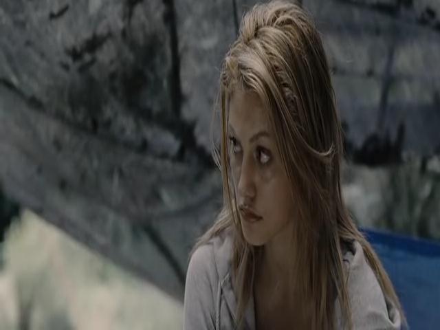 VampireDiariesWorld-dot-org_TomorrowWhenTheWarBegan-4678.jpg