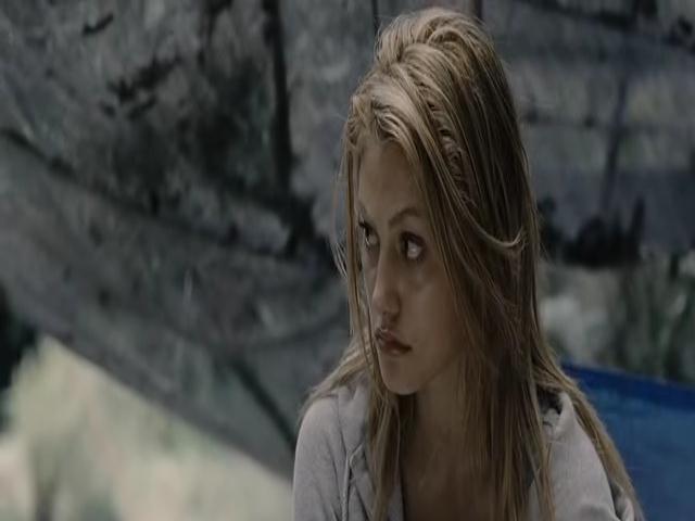 VampireDiariesWorld-dot-org_TomorrowWhenTheWarBegan-4679.jpg