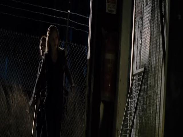 VampireDiariesWorld-dot-org_TomorrowWhenTheWarBegan-4763.jpg