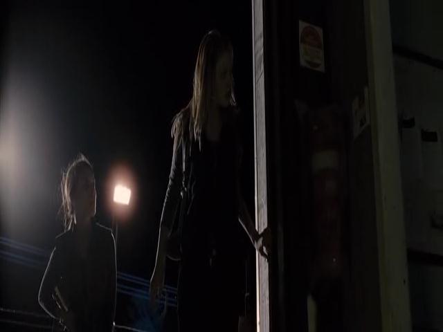 VampireDiariesWorld-dot-org_TomorrowWhenTheWarBegan-4766.jpg