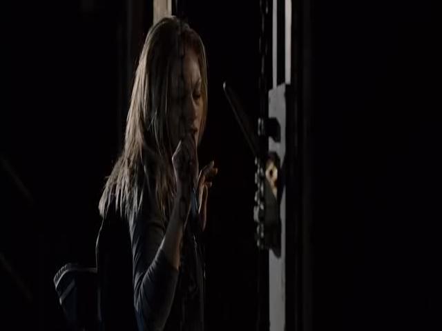 VampireDiariesWorld-dot-org_TomorrowWhenTheWarBegan-4879.jpg