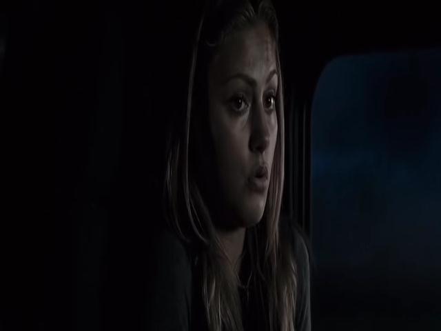 VampireDiariesWorld-dot-org_TomorrowWhenTheWarBegan-5067.jpg
