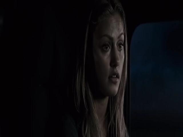 VampireDiariesWorld-dot-org_TomorrowWhenTheWarBegan-5068.jpg