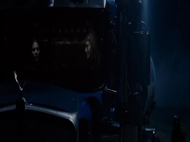 VampireDiariesWorld-dot-org_TomorrowWhenTheWarBegan-5117.jpg