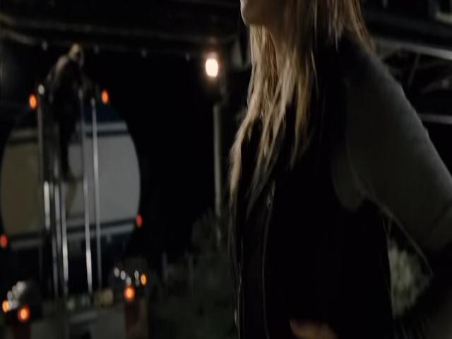 VampireDiariesWorld-dot-org_TomorrowWhenTheWarBegan-5220.jpg