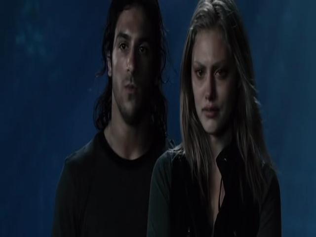 VampireDiariesWorld-dot-org_TomorrowWhenTheWarBegan-5595.jpg