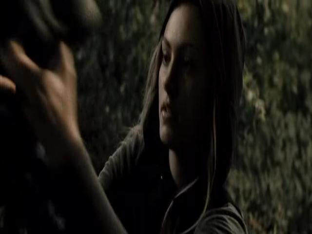 VampireDiariesWorld-dot-org_TomorrowWhenTheWarBegan-5638.jpg