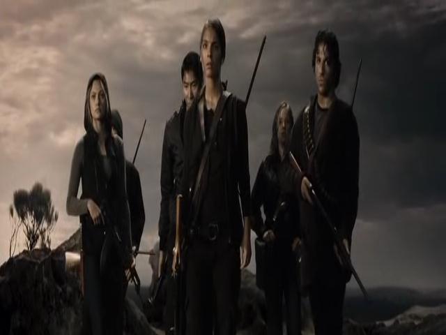 VampireDiariesWorld-dot-org_TomorrowWhenTheWarBegan-5656.jpg