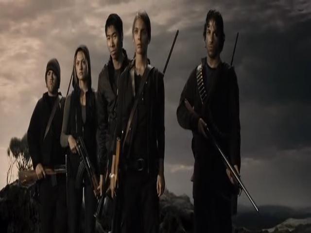 VampireDiariesWorld-dot-org_TomorrowWhenTheWarBegan-5657.jpg