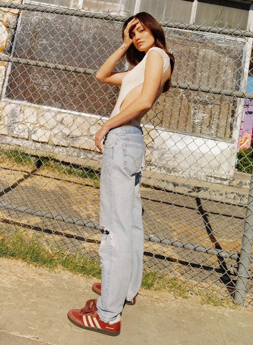 001.jpg