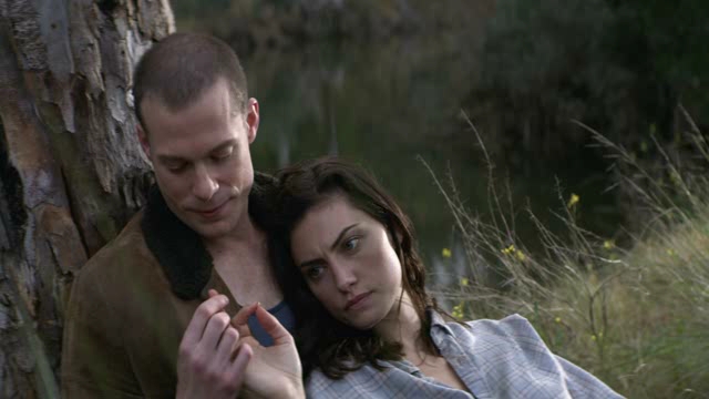 VampireDiariesWorld-dot-nl_Bloom1x03-1996.jpg