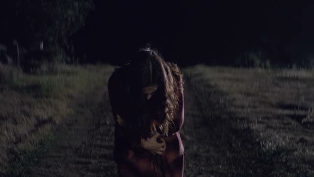 VampireDiariesWorld-dot-nl_Bloom1x04-2412.jpg