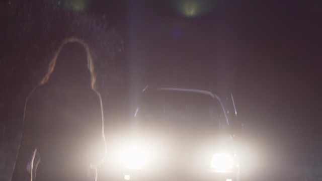 VampireDiariesWorld-dot-nl_Bloom1x04-2433.jpg