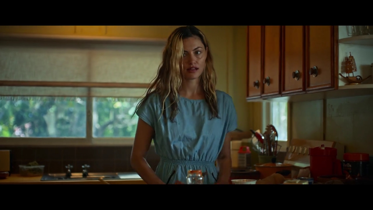 VampireDiariesWorld-BoySwallowsUniverse0452.jpg VampireDiariesWorld-BoySwallowsUniverse0452.jpg