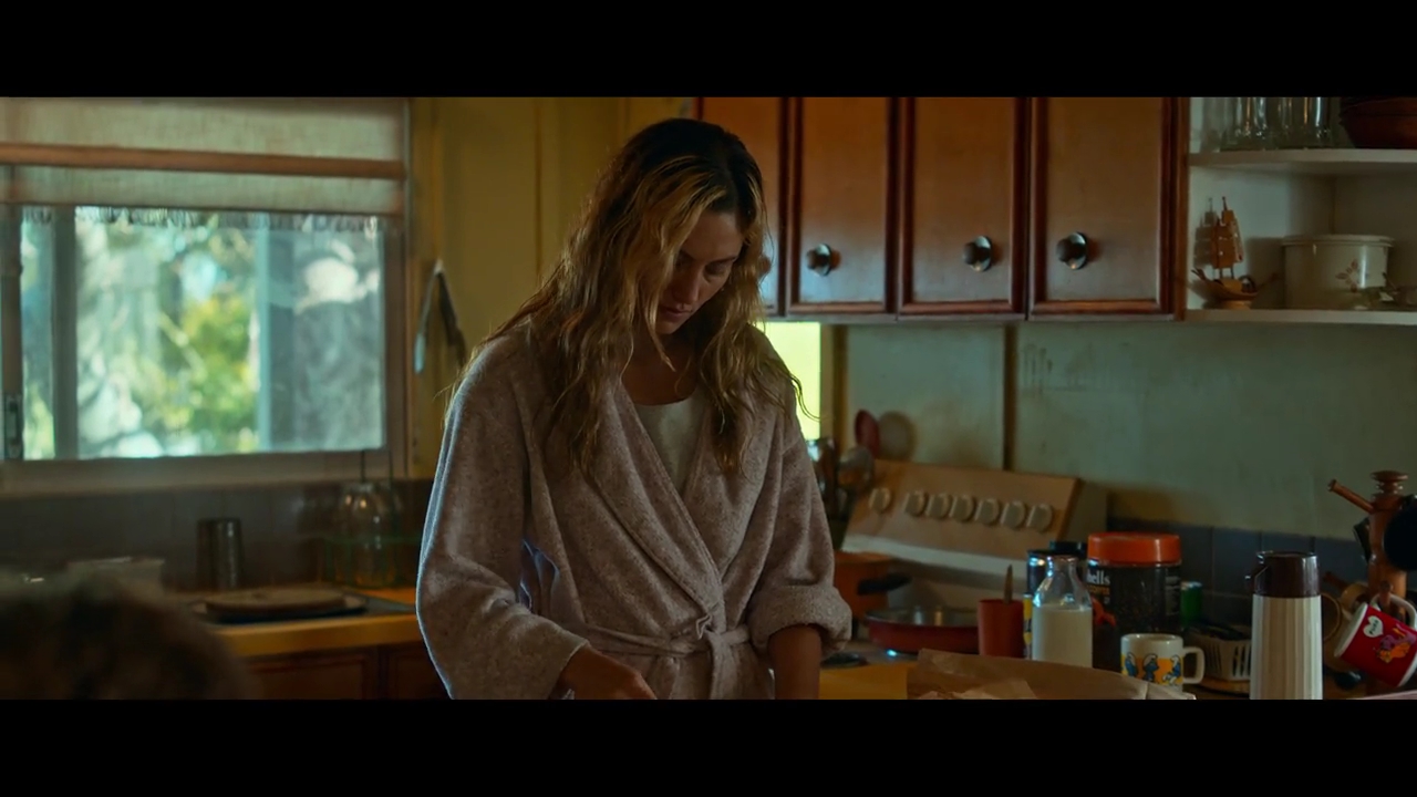 VampireDiariesWorld-BoySwallowsUniverse0728.jpg VampireDiariesWorld-BoySwallowsUniverse0728.jpg