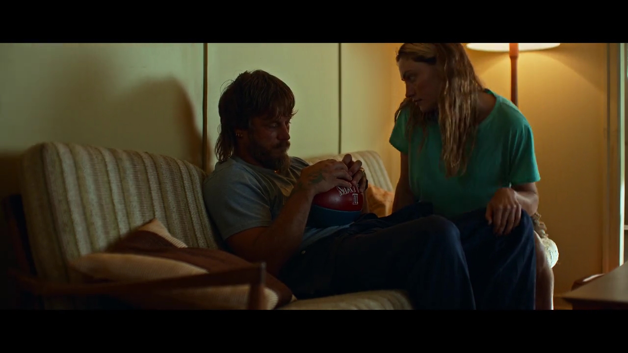 VampireDiariesWorld-BoySwallowsUniverse2057.jpg VampireDiariesWorld-BoySwallowsUniverse2057.jpg