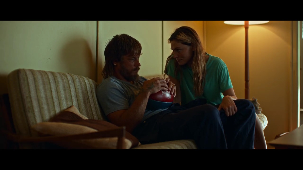 VampireDiariesWorld-BoySwallowsUniverse2071.jpg VampireDiariesWorld-BoySwallowsUniverse2071.jpg