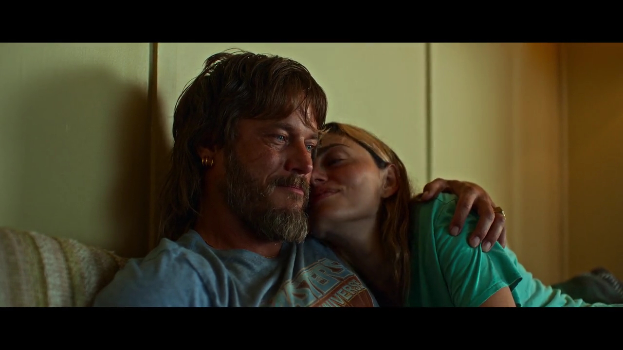 VampireDiariesWorld-BoySwallowsUniverse2094.jpg VampireDiariesWorld-BoySwallowsUniverse2094.jpg