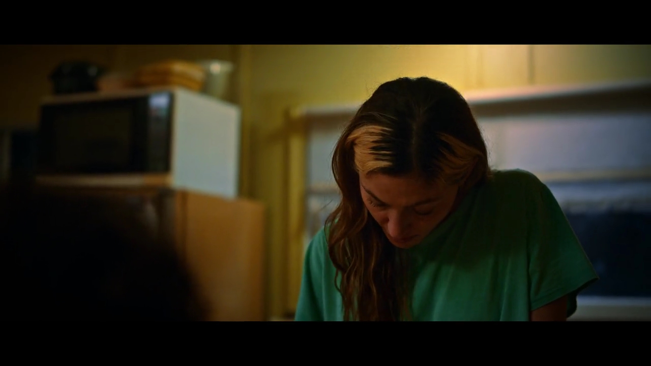 VampireDiariesWorld-BoySwallowsUniverse2165.jpg VampireDiariesWorld-BoySwallowsUniverse2165.jpg