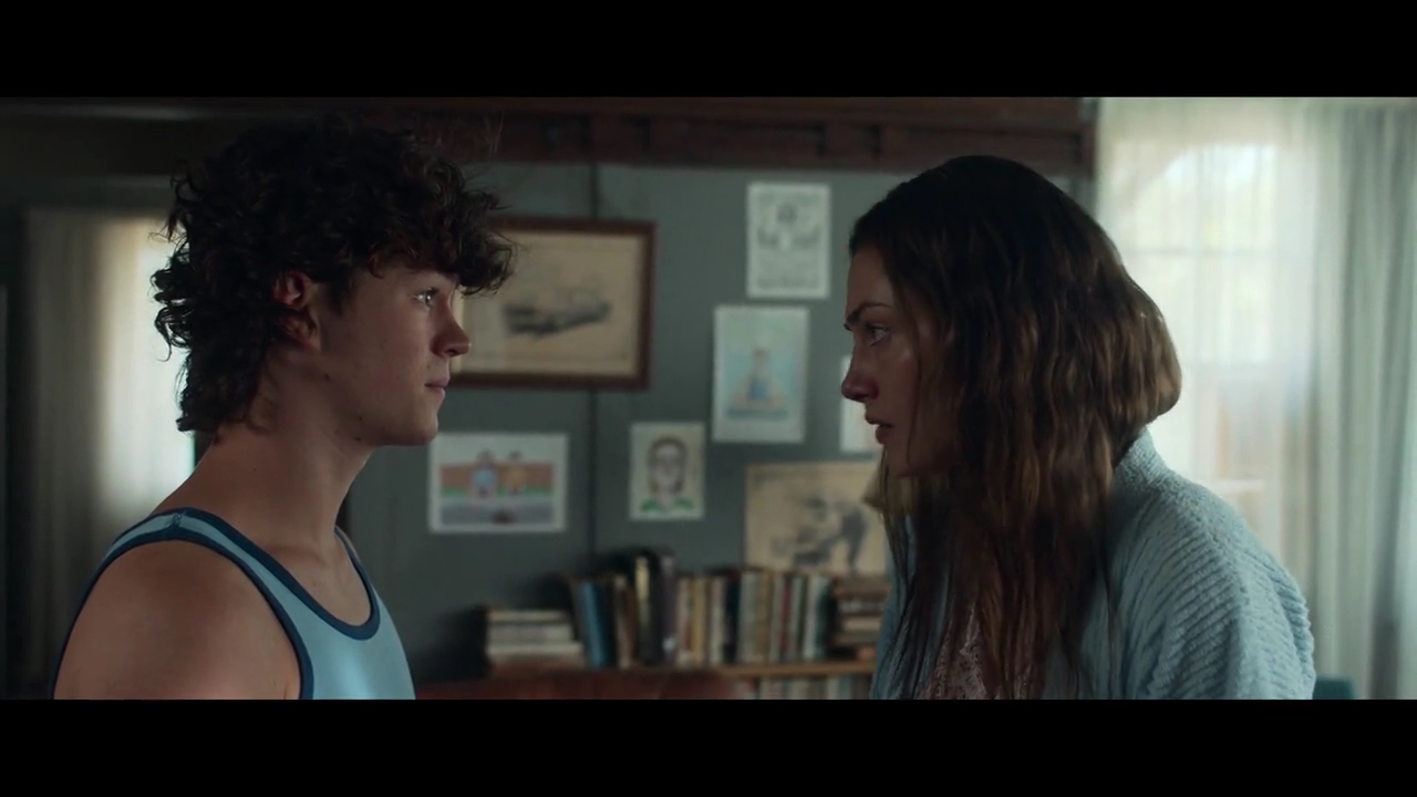 VampireDiariesWorld-BoySwallowsUniverse1x07-1906.jpg VampireDiariesWorld-BoySwallowsUniverse1x07-1906.jpg