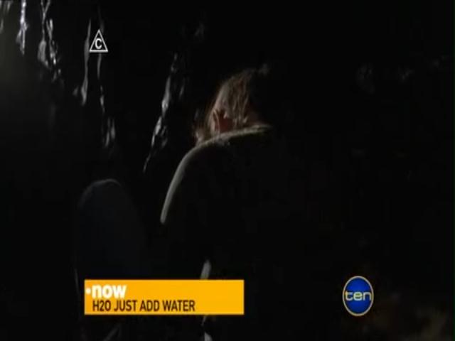 VampireDiariesWorld-dot-org_H2OJustAddWater-s01e01-0429.jpg VampireDiariesWorld-dot-org_H2OJustAddWater-s01e01-0429.jpg