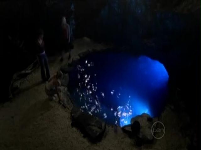 VampireDiariesWorld-dot-org_H2OJustAddWater-s01e01-0547.jpg