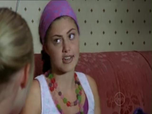 VampireDiariesWorld-dot-org_H2OJustAddWater-s01e01-0867.jpg VampireDiariesWorld-dot-org_H2OJustAddWater-s01e01-0867.jpg