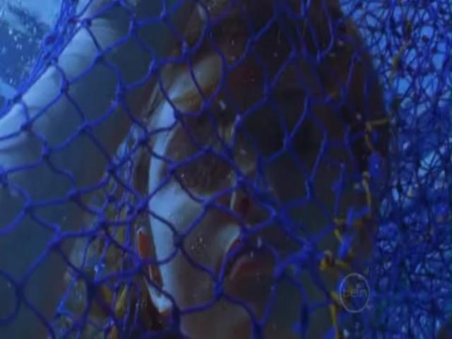 VampireDiariesWorld-dot-org_H2OJustAddWater-s01e03--1043.jpg
