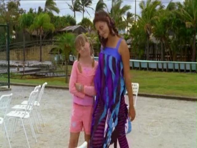 VampireDiariesWorld-dot-org_H2OJustAddWater-s01e05-1272.jpg VampireDiariesWorld-dot-org_H2OJustAddWater-s01e05-1272.jpg