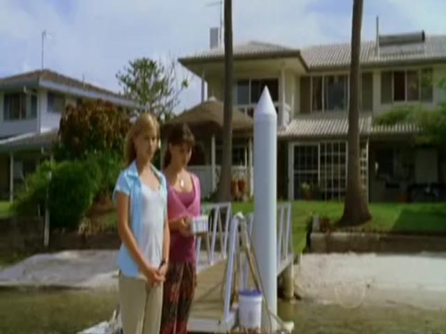 VampireDiariesWorld-dot-org_H2OJustAddWater-s01e09-0115.jpg VampireDiariesWorld-dot-org_H2OJustAddWater-s01e09-0115.jpg