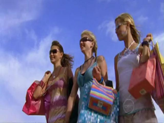 VampireDiariesWorld-dot-org_H2OJustAddWater-s01e09-0518.jpg VampireDiariesWorld-dot-org_H2OJustAddWater-s01e09-0518.jpg