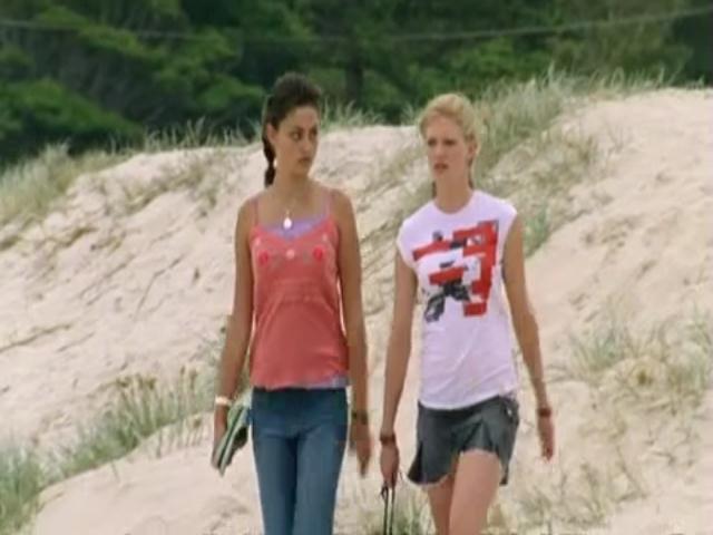 VampireDiariesWorld-dot-org_H2OJustAddWater-s01e11-0067.jpg