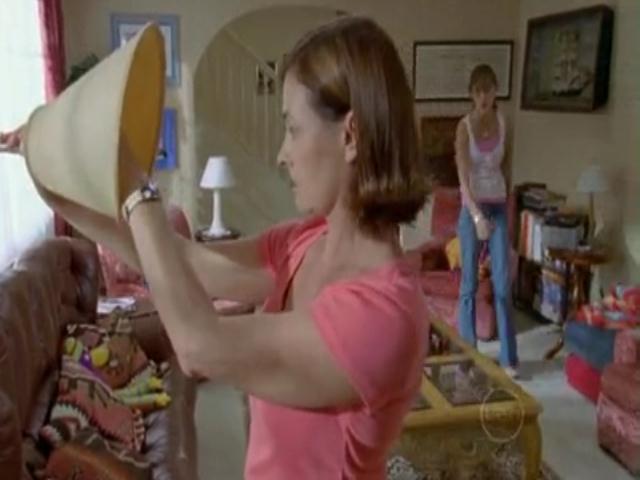 VampireDiariesWorld-dot-org_H2OJustAddWater-s01e16-0205.jpg VampireDiariesWorld-dot-org_H2OJustAddWater-s01e16-0205.jpg