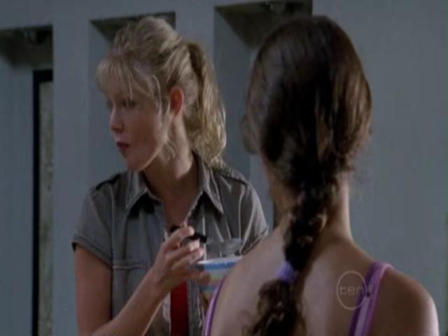 VampireDiariesWorld-dot-org_H20JustAddWater-S01e17-0040.jpg
