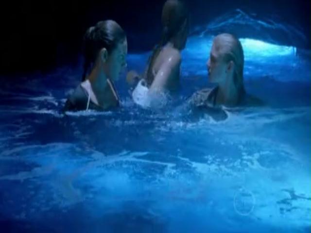 VampireDiariesWorld-dot-org_H20JustAddWater-S01e22-0972.jpg