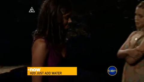 VampireDiariesWorld-dot-org_H20JustAddWater-S01e24-1057.jpg