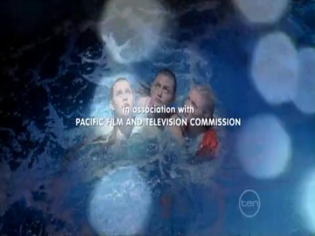 VampireDiariesWorld-dot-org_H2OJustAddWater-s01OpeningCredits-0012.jpg