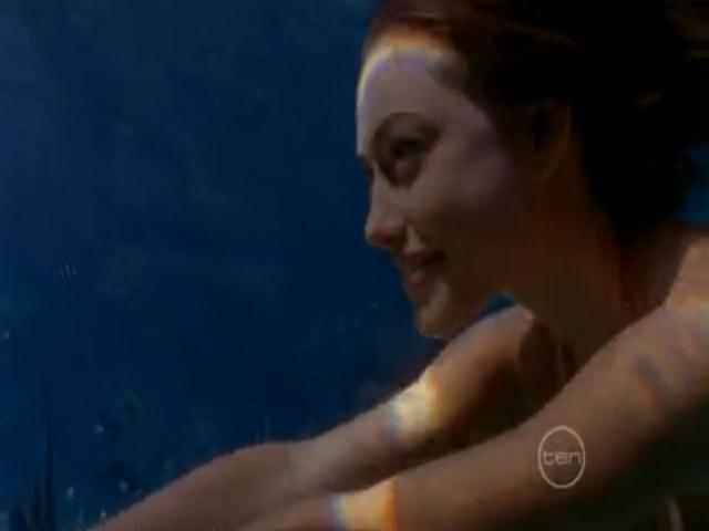 VampireDiariesWorld-dot-org_H2OJustAddWater-s01OpeningCredits-0037.jpg