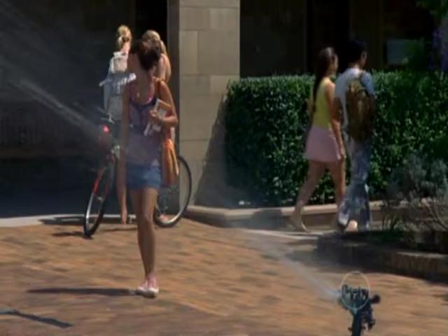 VampireDiariesWorld-dot-org_H20JustAddWater-S02e02-0032.jpg