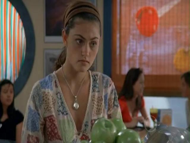 VampireDiariesWorld-dot-org_H20JustAddWater-S02e03-0145.jpg VampireDiariesWorld-dot-org_H20JustAddWater-S02e03-0145.jpg