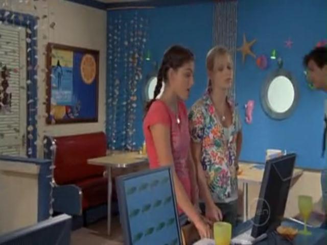 VampireDiariesWorld-dot-org_H20JustAddWater-S02e03-0635.jpg VampireDiariesWorld-dot-org_H20JustAddWater-S02e03-0635.jpg