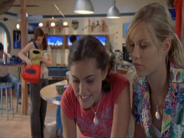 VampireDiariesWorld-dot-org_H20JustAddWater-S02e03-0665.jpg VampireDiariesWorld-dot-org_H20JustAddWater-S02e03-0665.jpg