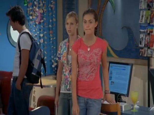 VampireDiariesWorld-dot-org_H20JustAddWater-S02e03-0674.jpg VampireDiariesWorld-dot-org_H20JustAddWater-S02e03-0674.jpg