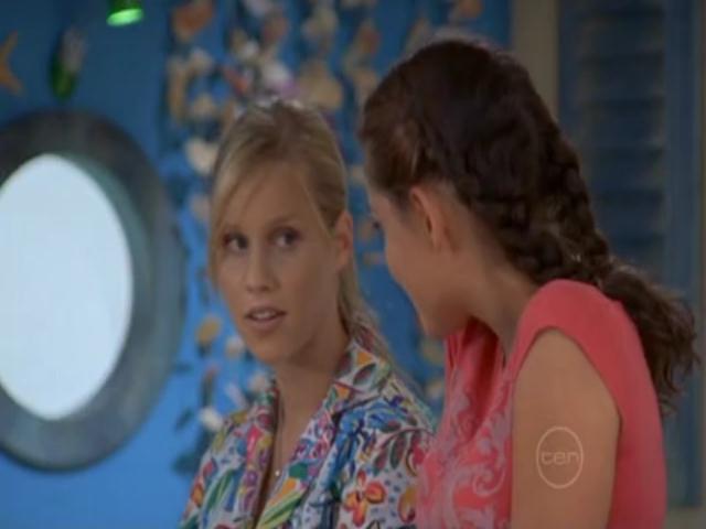 VampireDiariesWorld-dot-org_H20JustAddWater-S02e03-0716.jpg VampireDiariesWorld-dot-org_H20JustAddWater-S02e03-0716.jpg