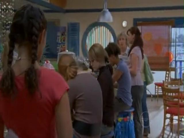 VampireDiariesWorld-dot-org_H20JustAddWater-S02e03-1080.jpg VampireDiariesWorld-dot-org_H20JustAddWater-S02e03-1080.jpg