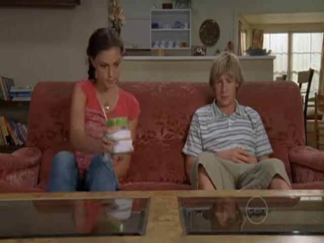 VampireDiariesWorld-dot-org_H20JustAddWater-S02e03-1183.jpg VampireDiariesWorld-dot-org_H20JustAddWater-S02e03-1183.jpg