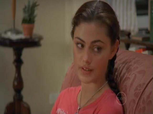 VampireDiariesWorld-dot-org_H20JustAddWater-S02e03-1223.jpg VampireDiariesWorld-dot-org_H20JustAddWater-S02e03-1223.jpg