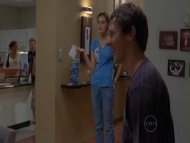VampireDiariesWorld-dot-org_H20JustAddWater-S02e04-1092.jpg