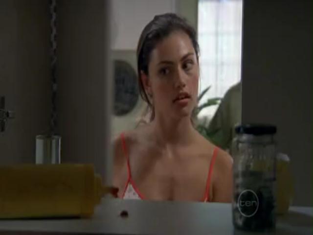 VampireDiariesWorld-dot-org_H20JustAddWater-S02e05-0012.jpg