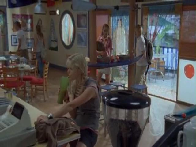 VampireDiariesWorld-dot-org_H20JustAddWater-S02e05-0127.jpg